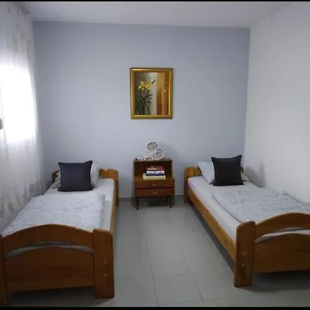 Apartment Venera *